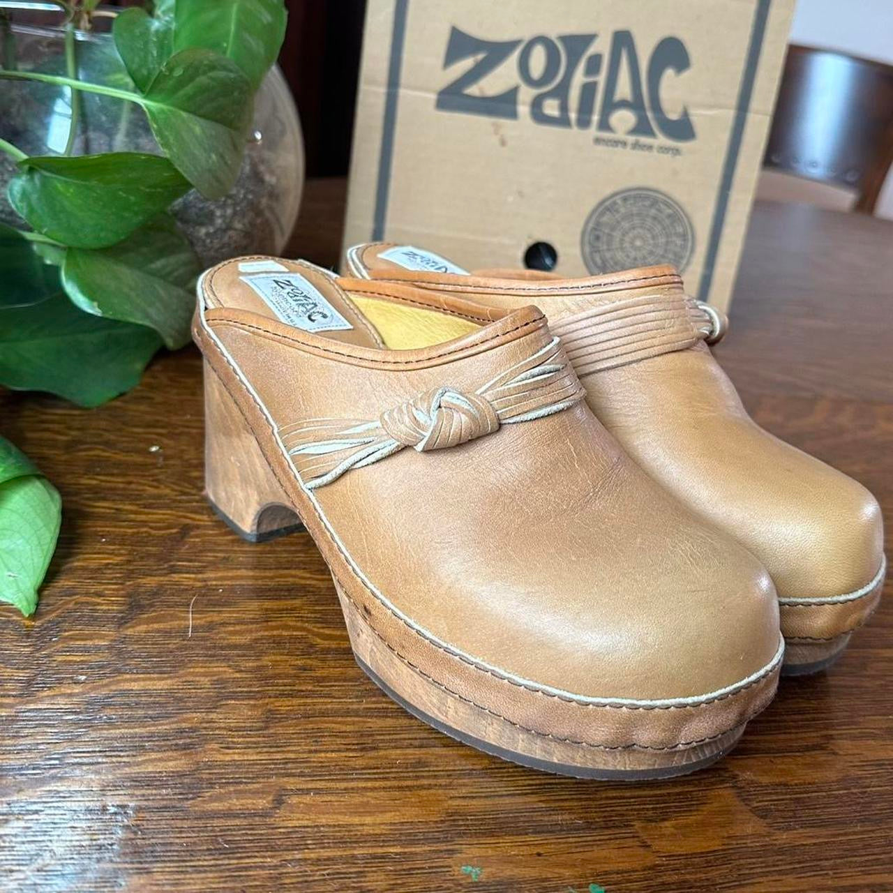 '70s Zodiac Clogs